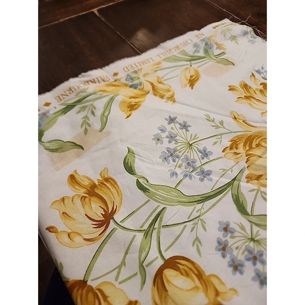 Jane Churchill Limited Fairbourne Tulips England Fabric Floral Lot Table Runners